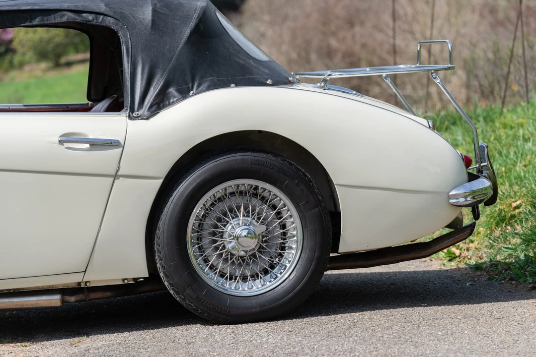 1961 Austin-Healey 3000 Mark I - Image 22 of 31