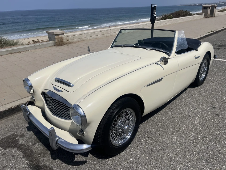 1961 Austin-Healey 3000 Mark I - Image 6 of 31