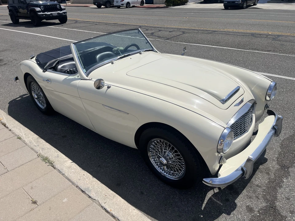 1961 Austin-Healey 3000 Mark I - Image 14 of 31