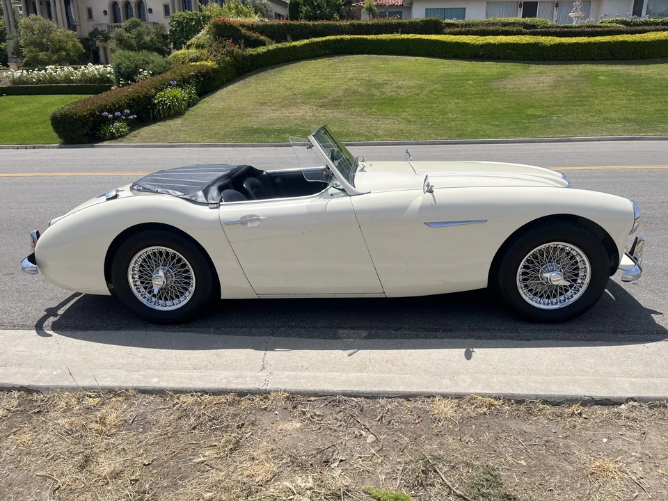 1961 Austin-Healey 3000 Mark I - Image 17 of 31