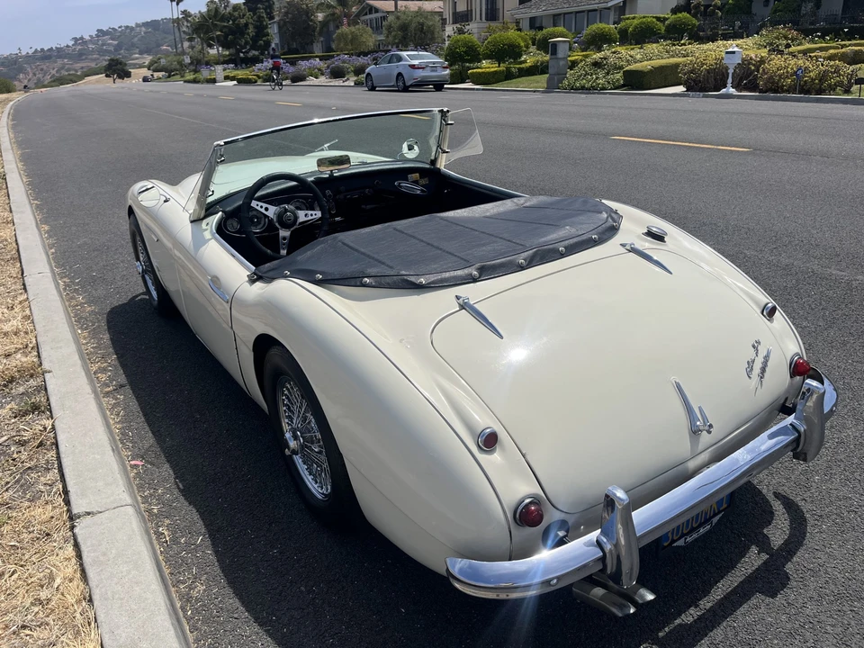 1961 Austin-Healey 3000 Mark I - Image 24 of 31