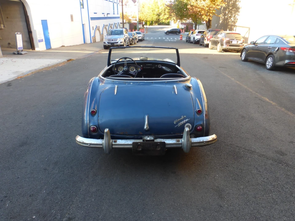 1961 Austin-Healey 3000 Mark I - Image 21 of 31
