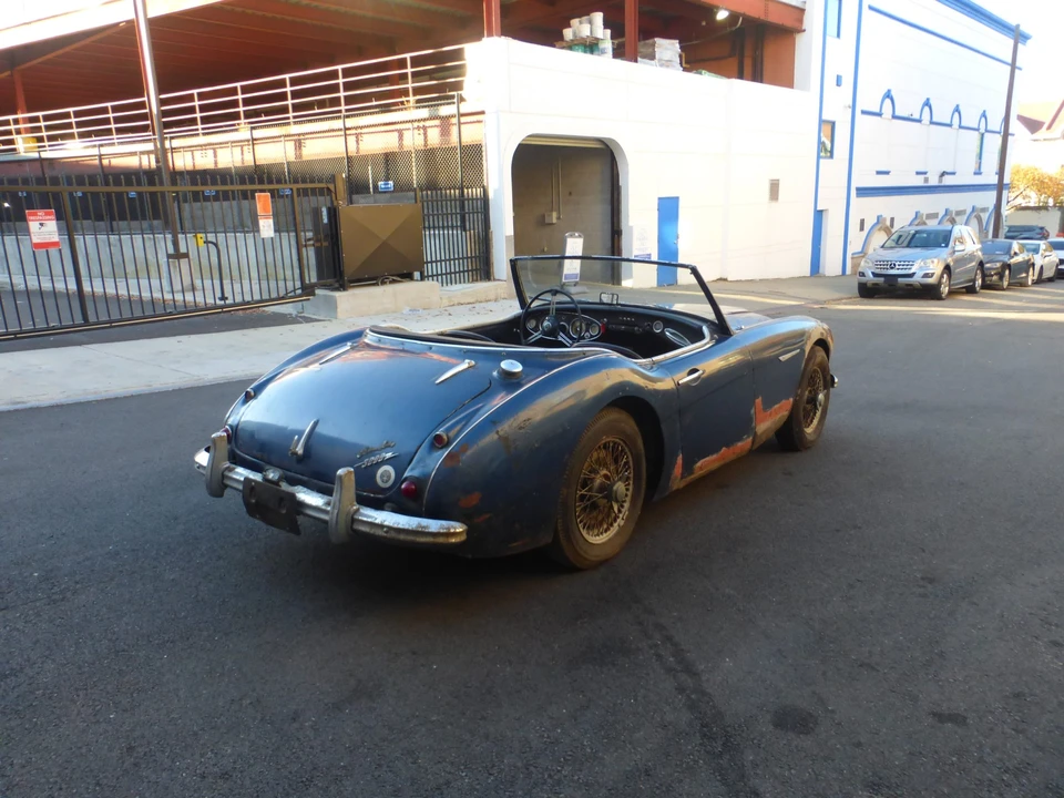 1961 Austin-Healey 3000 Mark I - Image 25 of 31