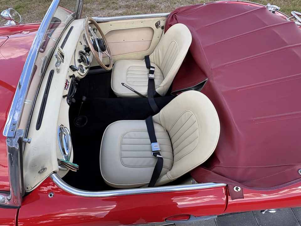 1961 Austin-Healey 3000 Mark II - Image 16 of 31