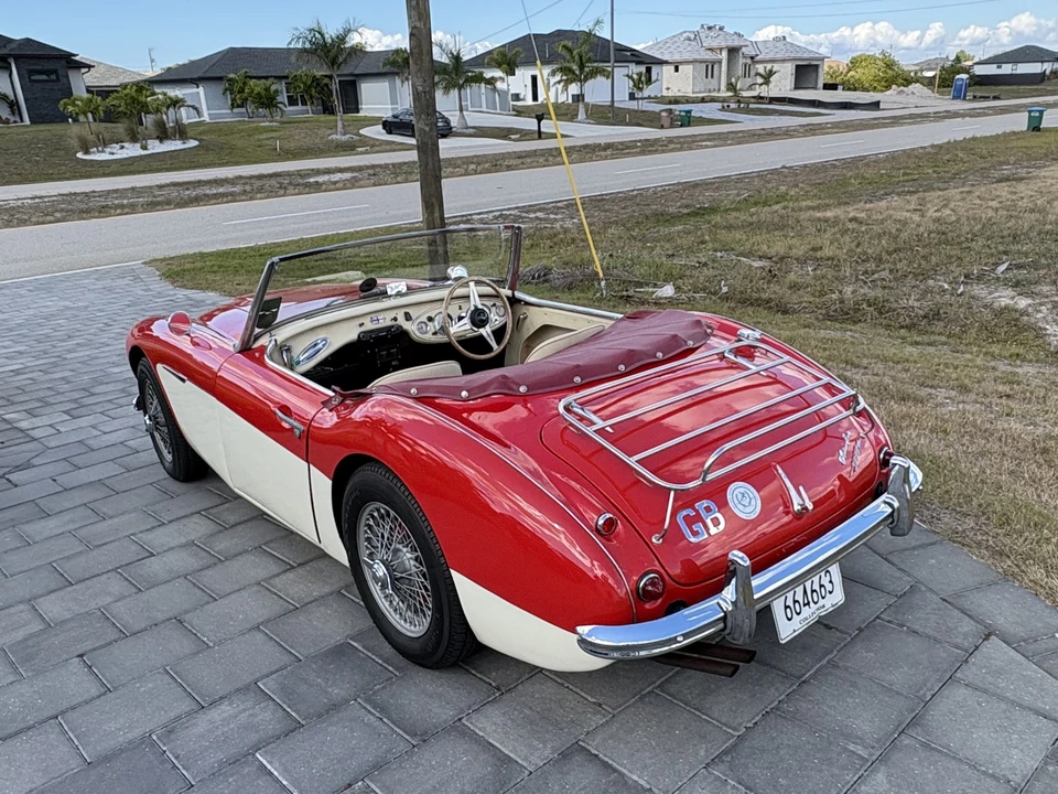 1961 Austin-Healey 3000 Mark II - Image 4 of 31