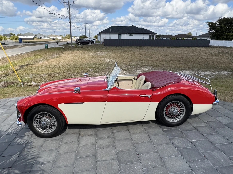 1961 Austin-Healey 3000 Mark II - Image 3 of 31