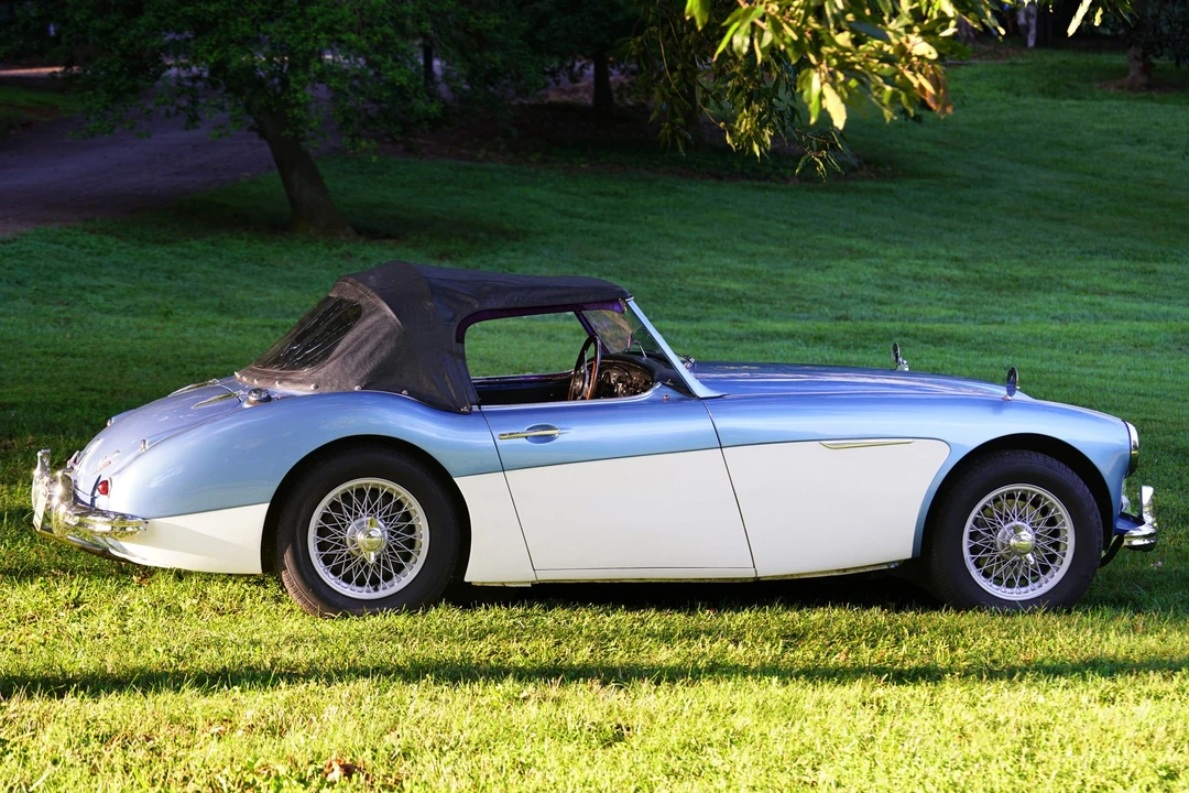 1961 Austin-Healey 3000 Mark II - Image 29 of 31