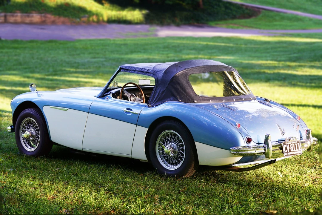 1961 Austin-Healey 3000 Mark II - Image 25 of 31