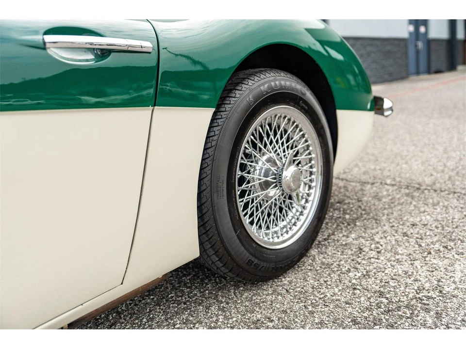 1961 Austin-Healey 3000 Mark I - Image 16 of 31