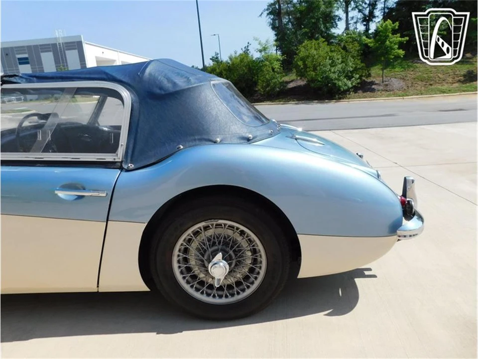 1961 Austin-Healey 3000 Mark I - Image 16 of 31