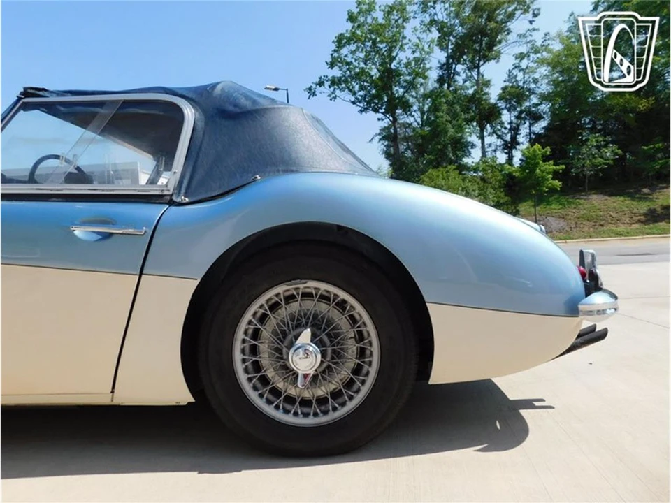 1961 Austin-Healey 3000 Mark I - Image 15 of 31