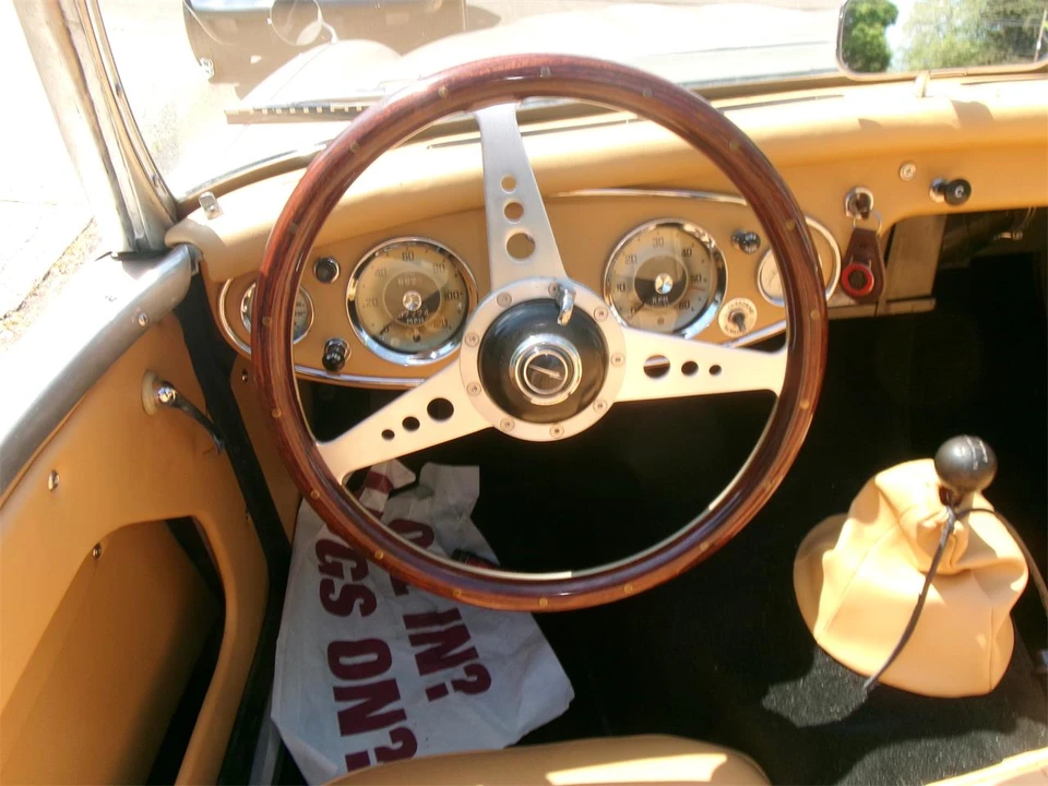 1961 Austin-Healey 3000 Mark II - Image 8 of 14