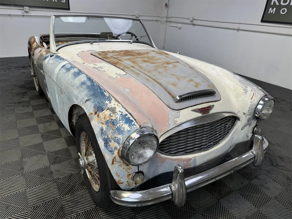 1961 Austin-Healey 3000 Mark I - Image 2 of 31
