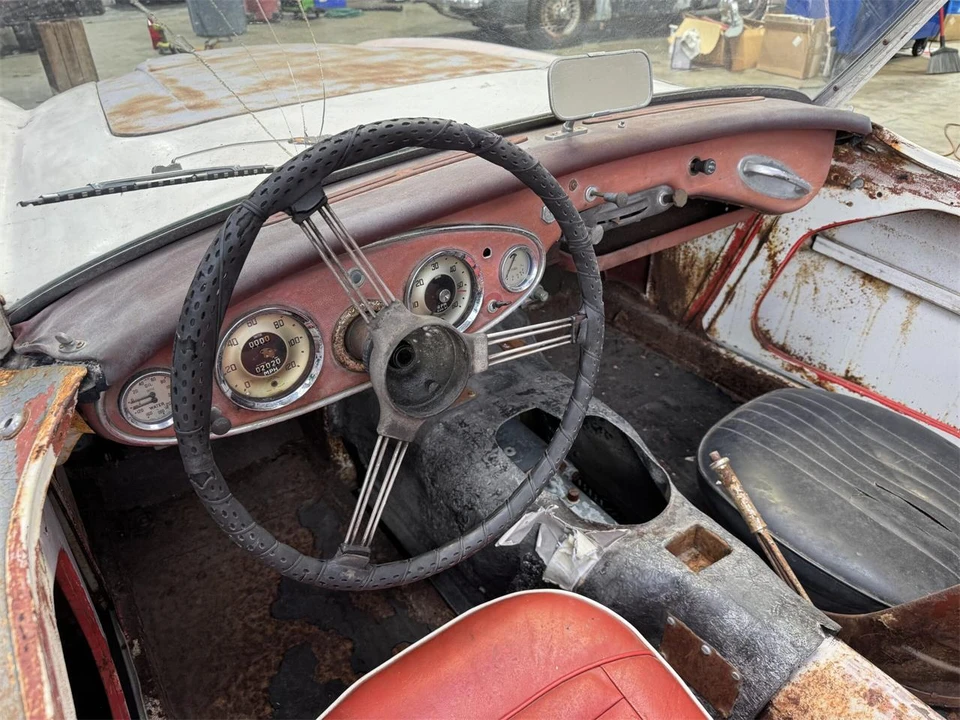 1961 Austin-Healey 3000 Mark I - Image 22 of 31