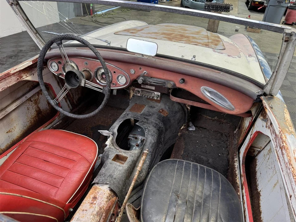 1961 Austin-Healey 3000 Mark I - Image 27 of 31