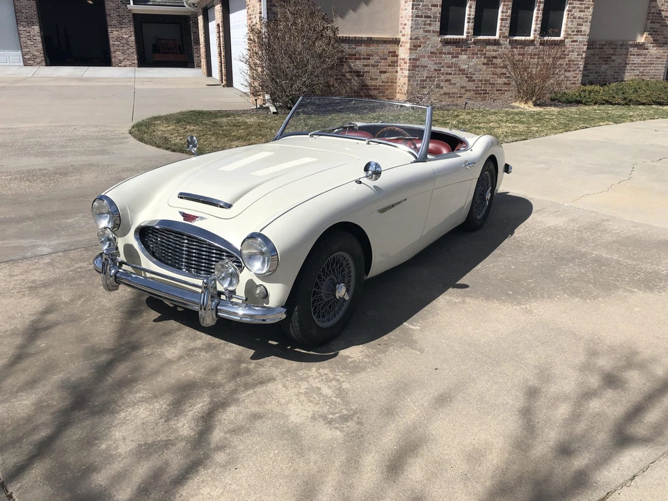 1961 Austin-Healey 3000 Mark I - Image 2 of 31