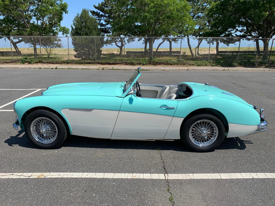1961 Austin-Healey 3000 Mark I - Image 7 of 31
