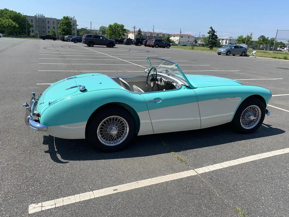 1961 Austin-Healey 3000 Mark I - Image 14 of 31