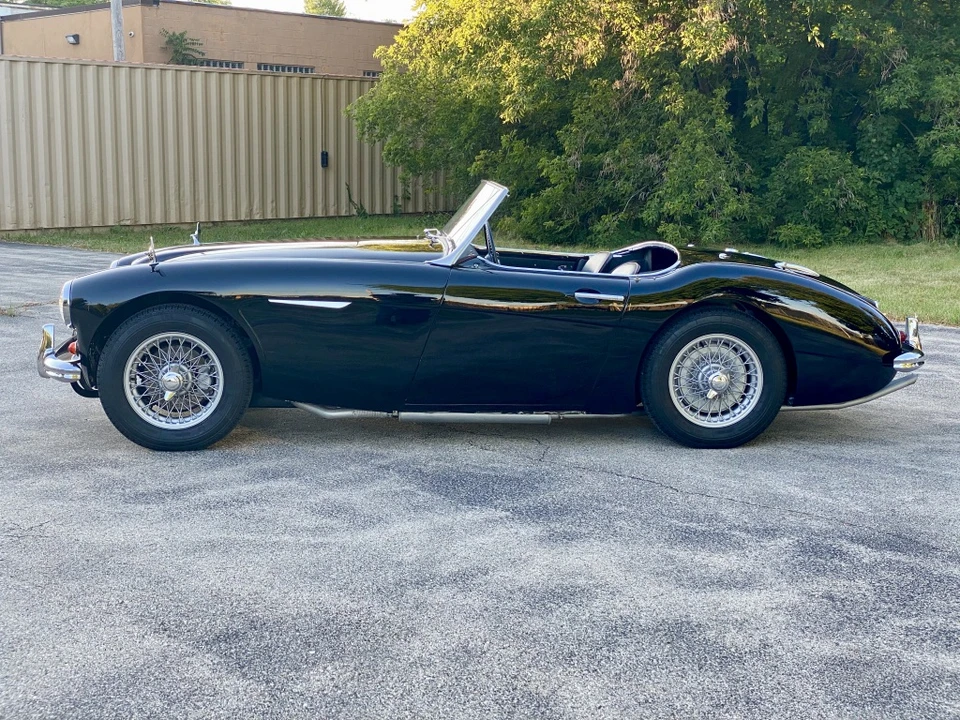 1961 Austin-Healey 3000 Mark II - Image 10 of 31