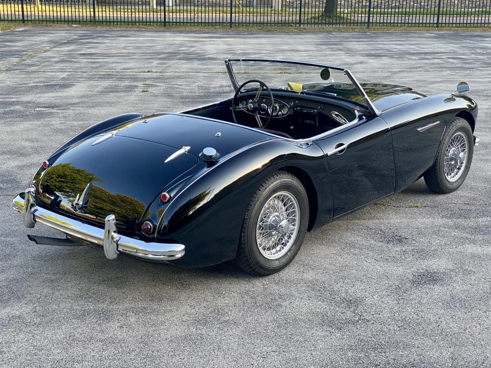 1961 Austin-Healey 3000 Mark II - Image 4 of 31