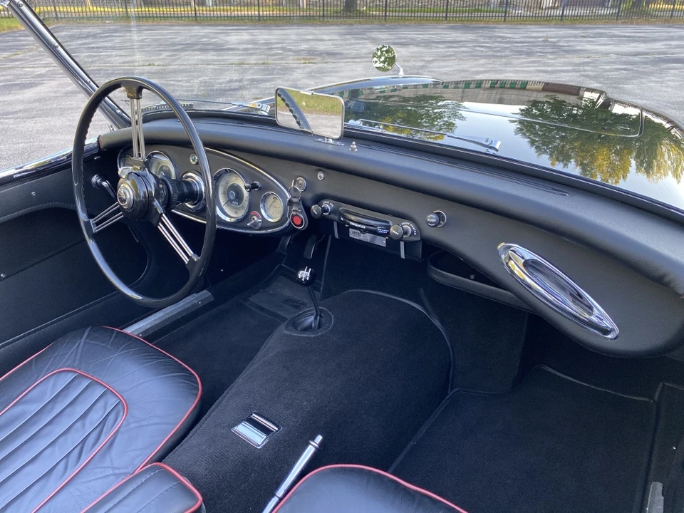 1961 Austin-Healey 3000 Mark II - Image 28 of 31