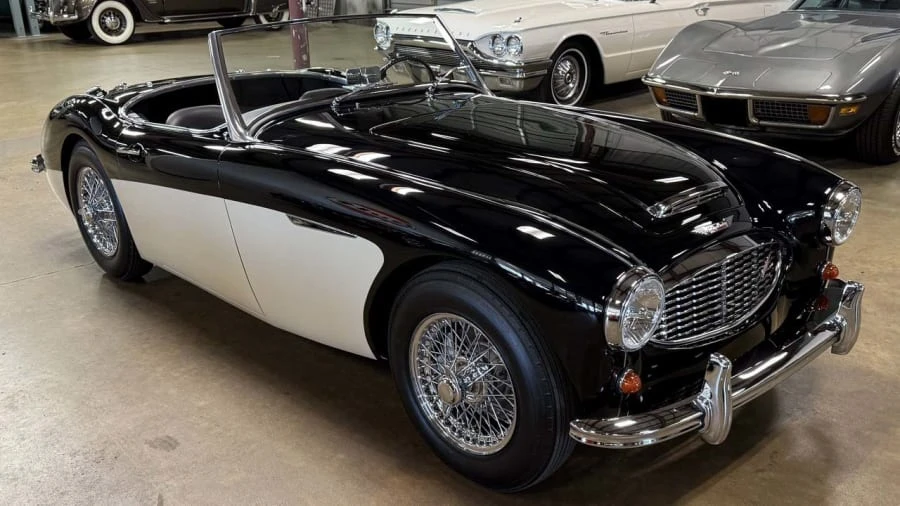 1961 Austin-Healey 3000 Mark I - Image 5 of 24