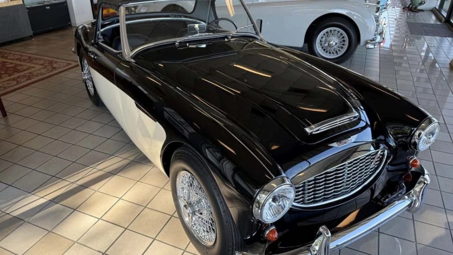 1961 Austin-Healey 3000 Mark I - Image 10 of 24