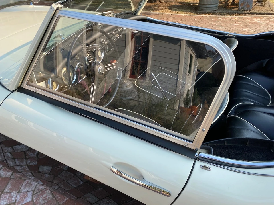 1961 Austin-Healey 3000 Mark II - Image 18 of 31