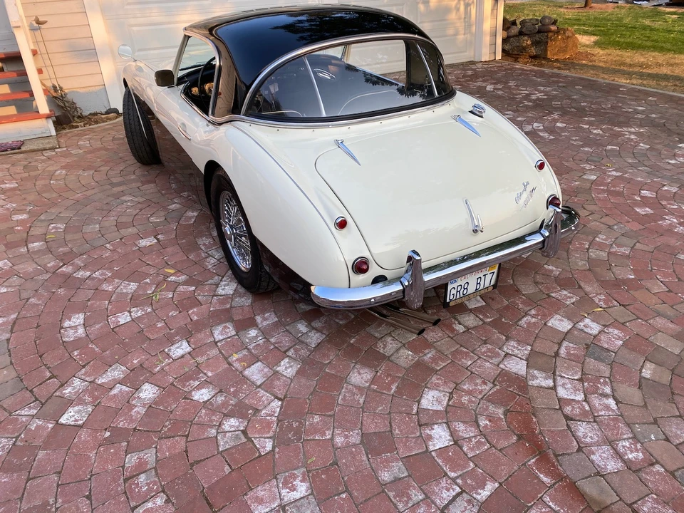 1961 Austin-Healey 3000 Mark II - Image 5 of 31