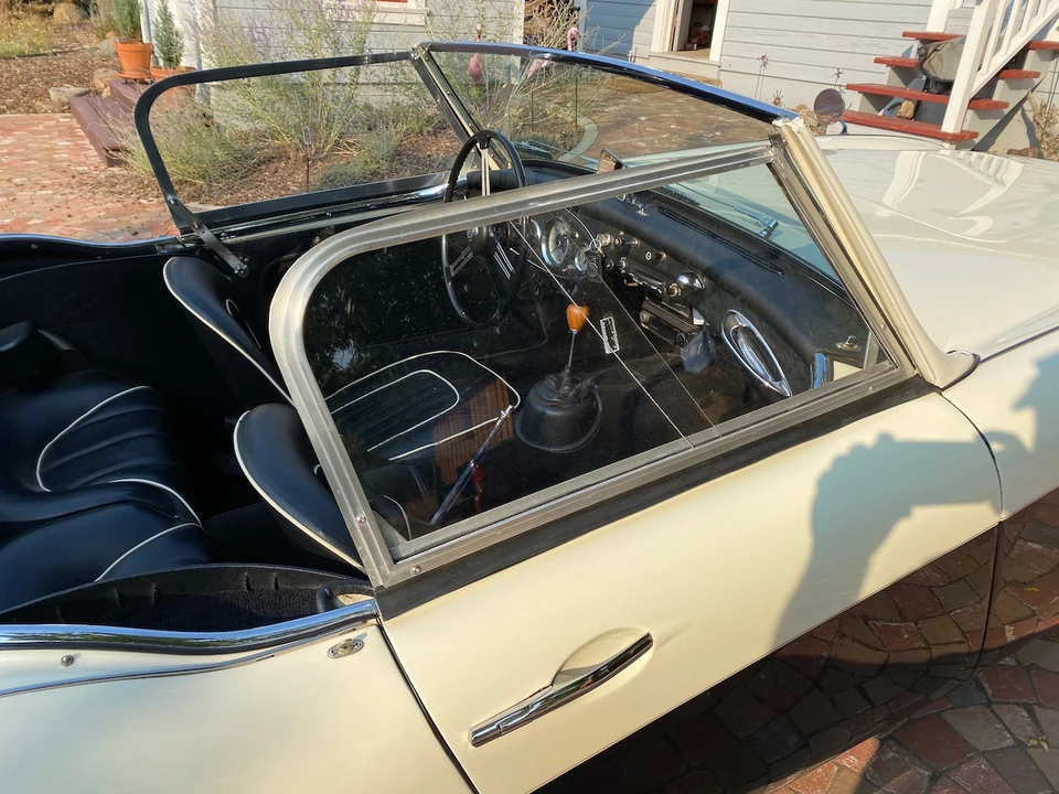 1961 Austin-Healey 3000 Mark II - Image 31 of 31
