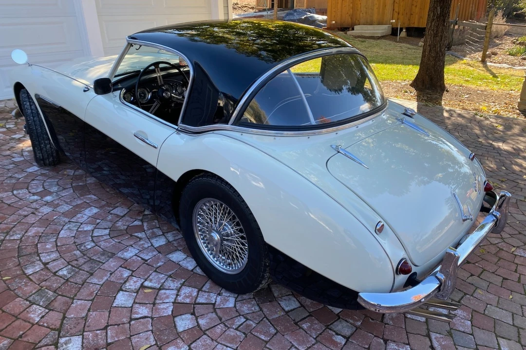 1961 Austin-Healey 3000 Mark II - Image 4 of 31