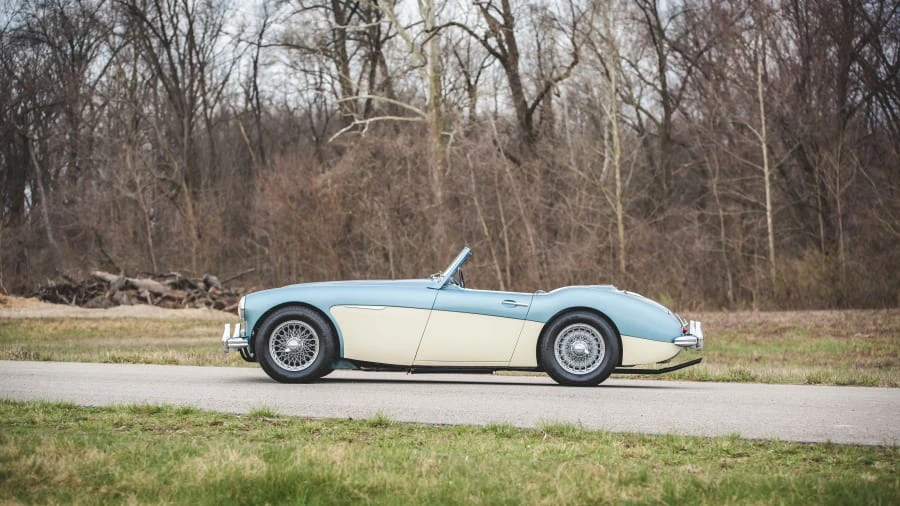 1961 Austin-Healey 3000 Mark I - Image 2 of 12