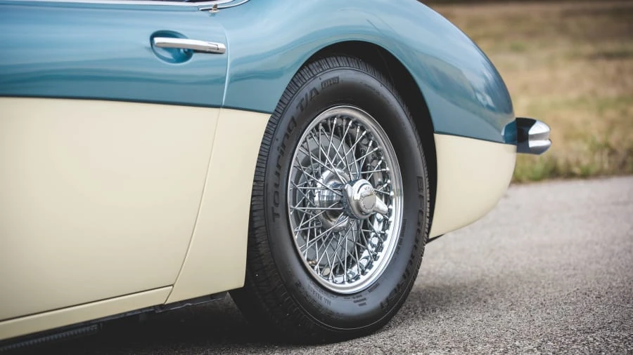 1961 Austin-Healey 3000 Mark I - Image 10 of 12