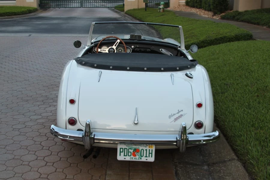 1961 Austin-Healey 3000 Mark I - Image 4 of 10
