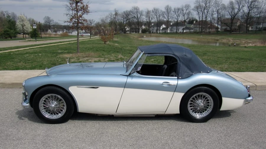 1961 Austin-Healey 3000 Mark I - Image 2 of 8
