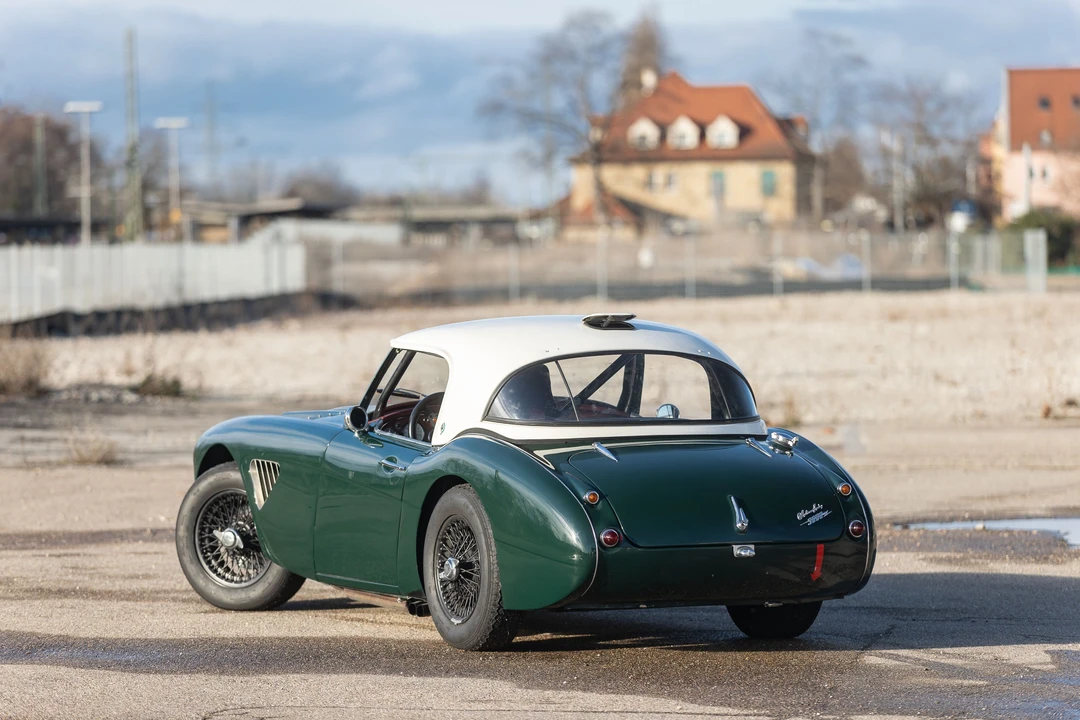 1961 Austin-Healey 3000 Mark II - Image 9 of 31