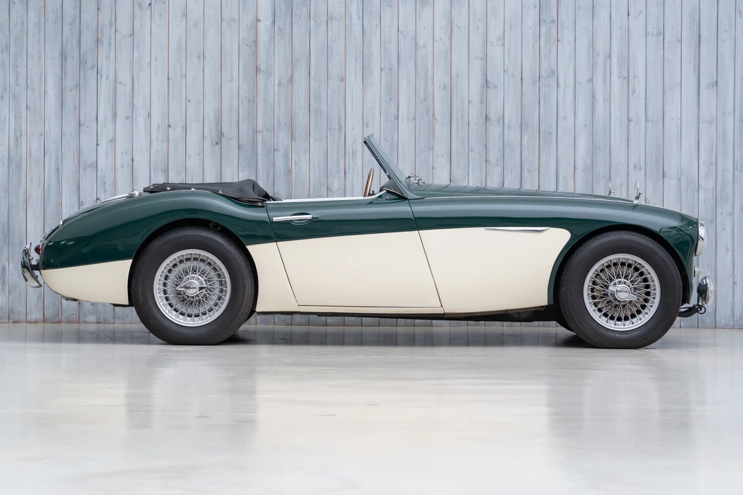 1961 Austin-Healey 3000 Mark II - Image 9 of 31