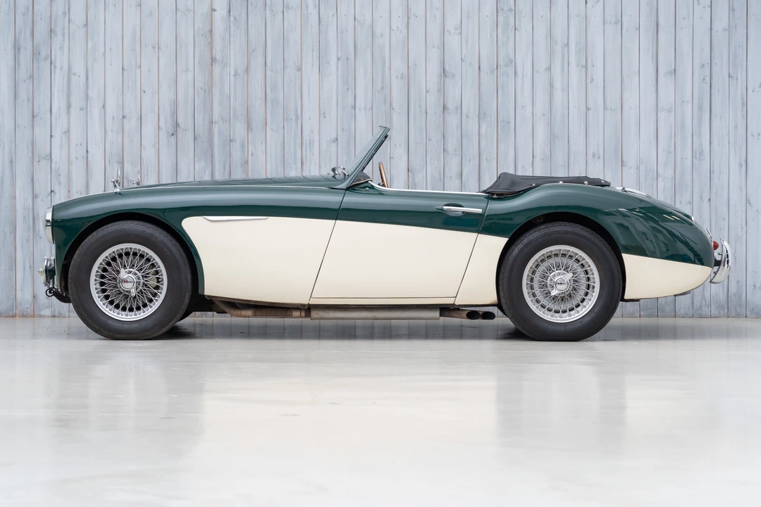 1961 Austin-Healey 3000 Mark II - Image 28 of 31