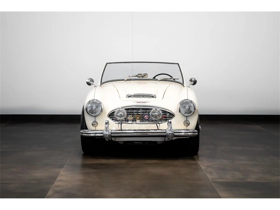 1961 Austin-Healey 3000 Mark I - Image 2 of 28