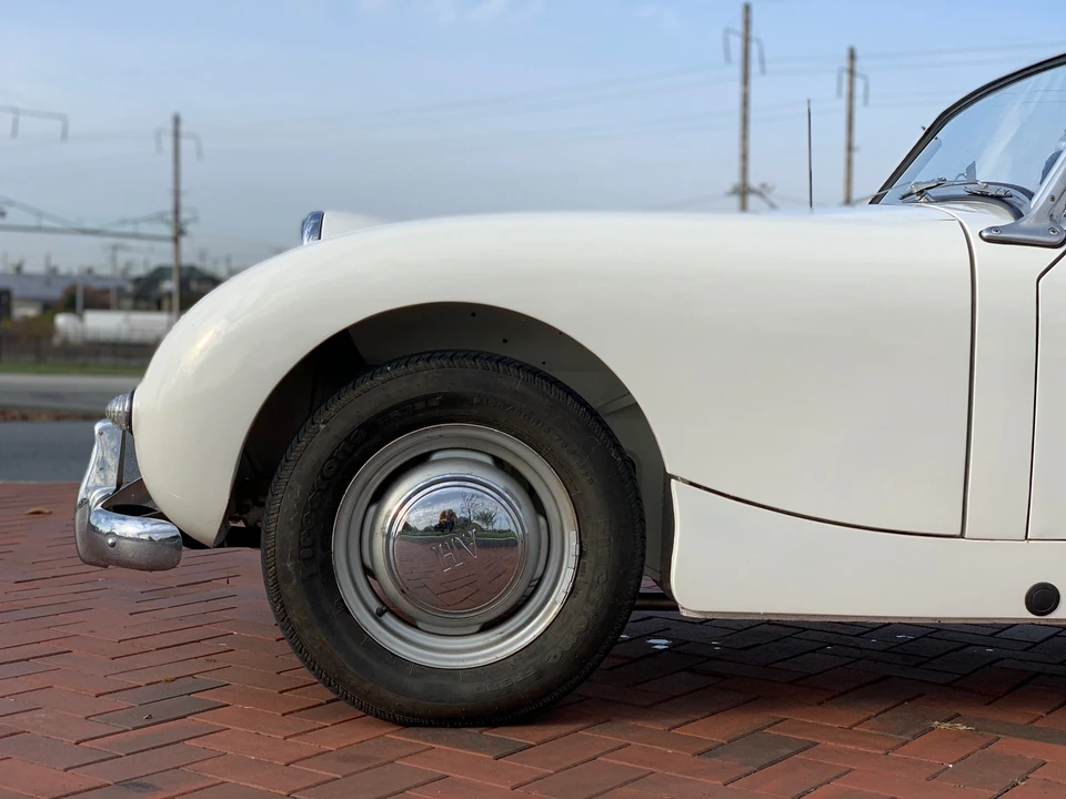 1961 Austin-Healey Sprite Mark I - Image 11 of 31