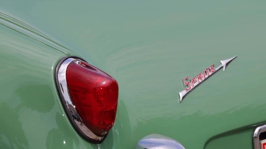 1961 Austin-Healey Sprite Mark I - Image 11 of 12