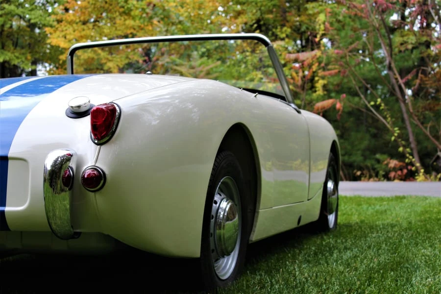 1961 Austin-Healey Sprite Mark I - Image 9 of 11