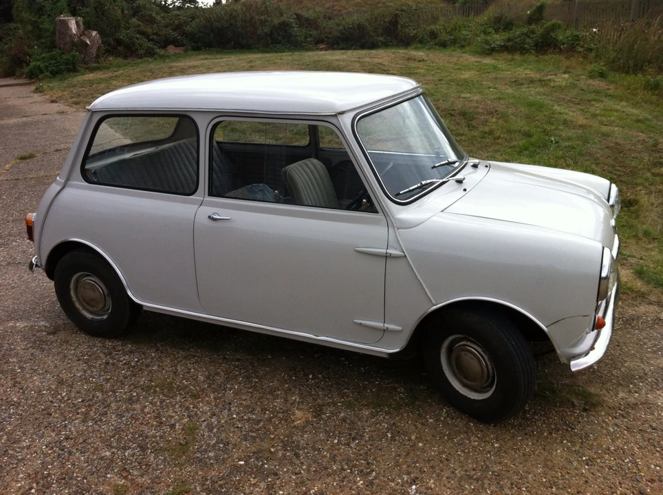 1961 Austin Mini - Image 4 of 10