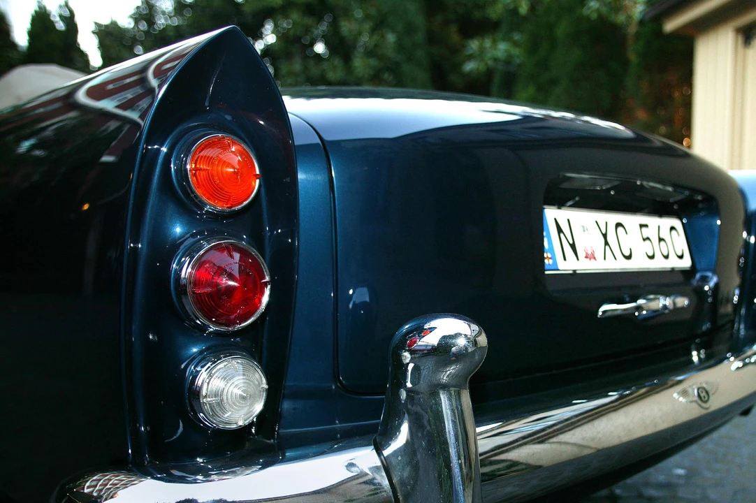 1961 Bentley S2 - Image 2 of 15