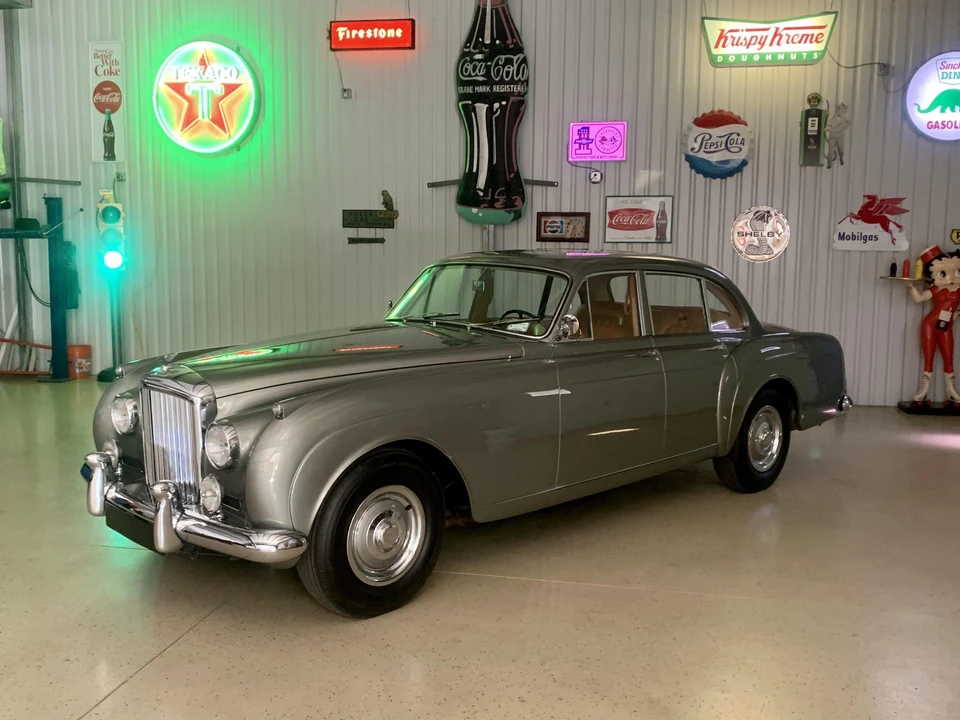 1961 Bentley S2 Continental - Image 2 of 31