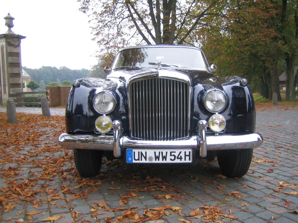 1961 Bentley S2 Continental - Image 4 of 8