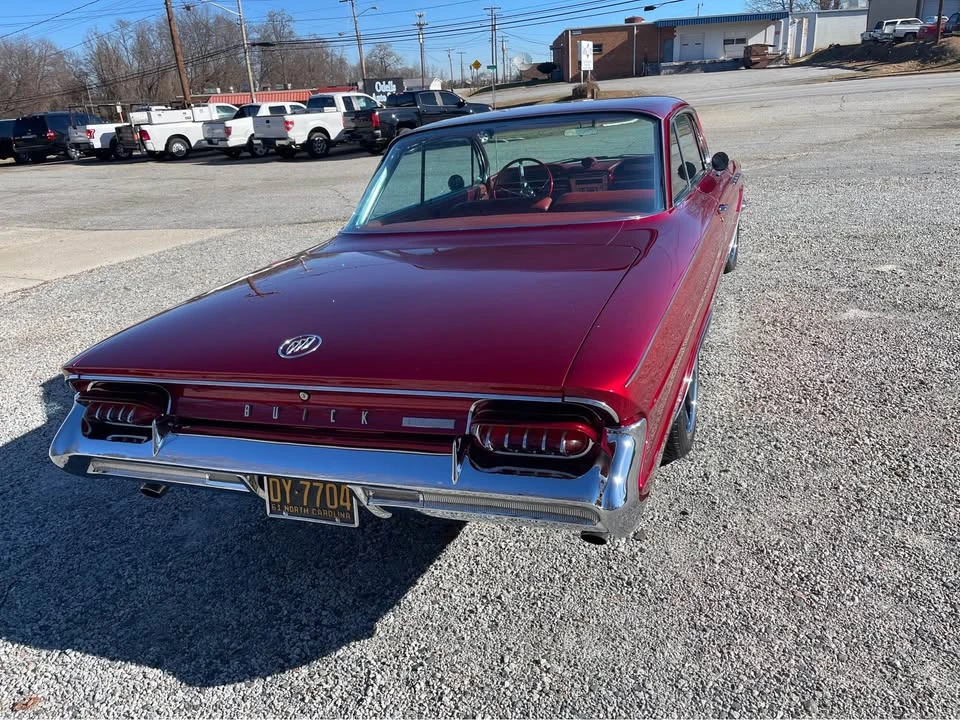 1961 Buick Electra - Image 3 of 8