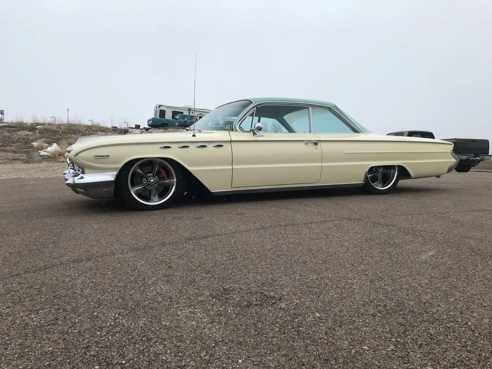 1961 Buick Electra - Image 5 of 31