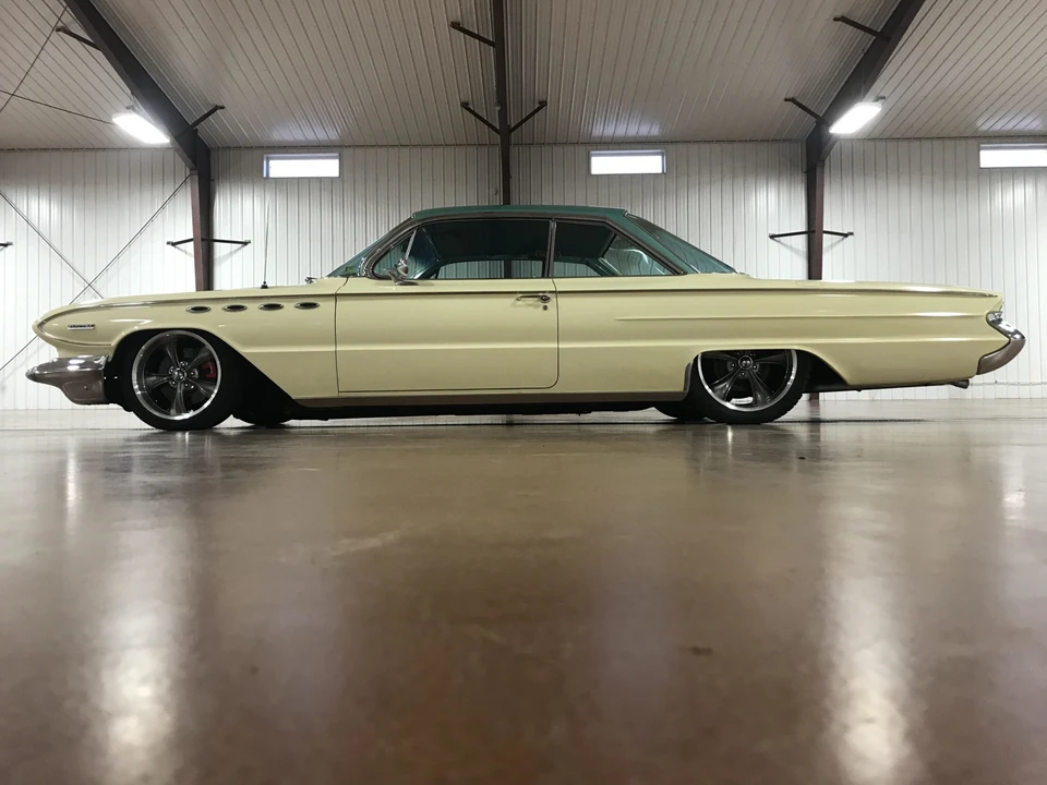 1961 Buick Electra - Image 21 of 31