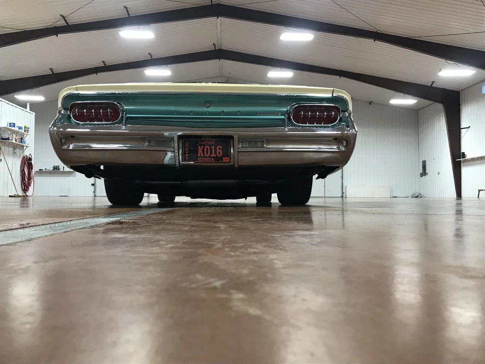 1961 Buick Electra - Image 27 of 31